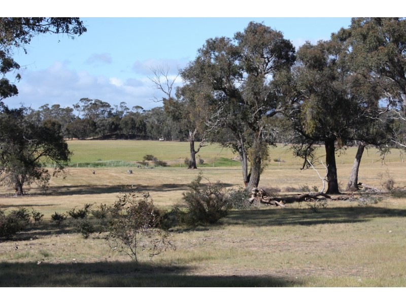 Lot 7 Sunraysia Highway, Lamplough VIC 3352