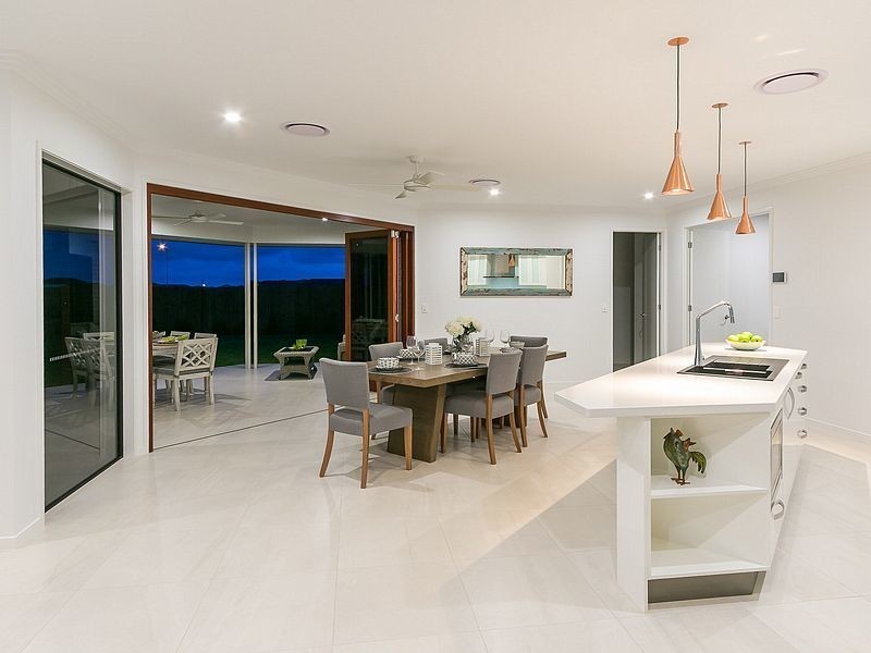 1Richard Charles Drive Kawungan, Kawungan QLD 4655