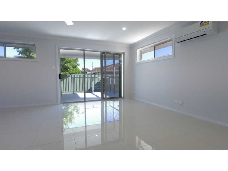 10 Crown St, Toukley NSW 2263