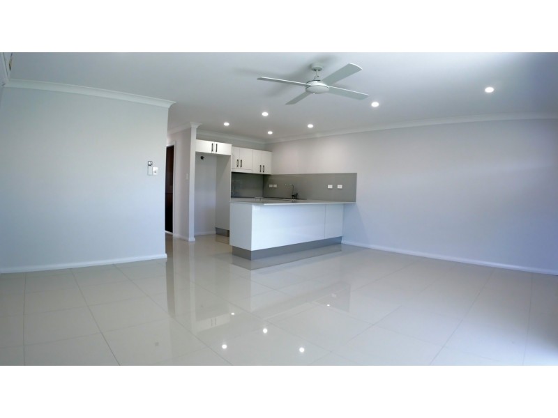 10 Crown St, Toukley NSW 2263