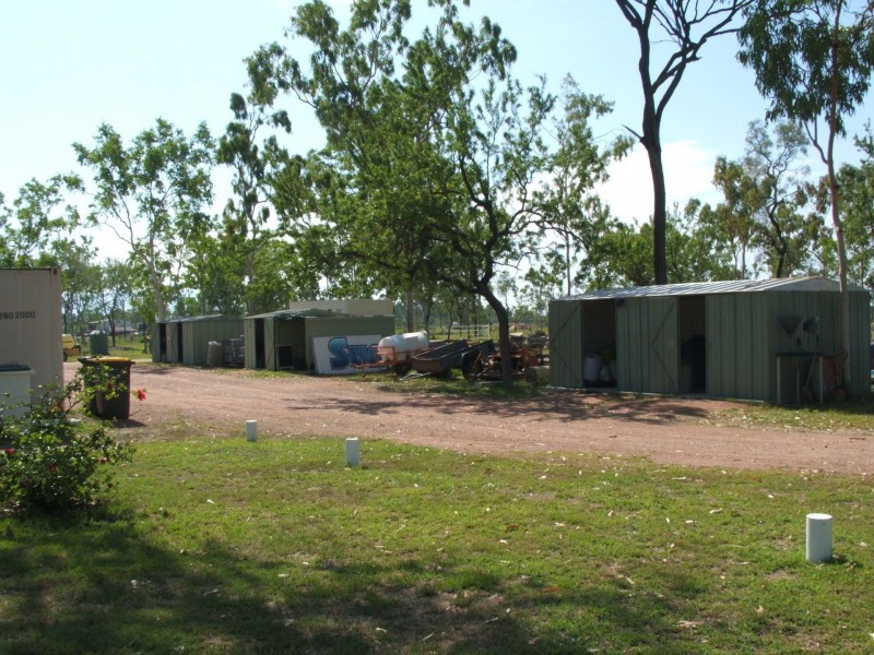 235 Laudham Rd, Pinnacles QLD 4815