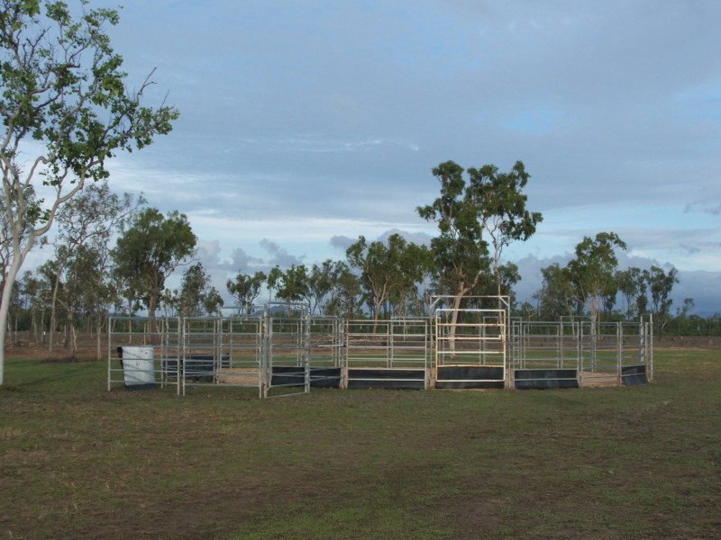 235 Laudham Rd, Pinnacles QLD 4815