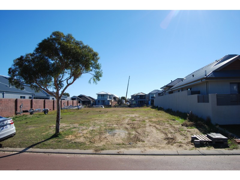 9 Katinka Retreat, Dudley Park WA 6210