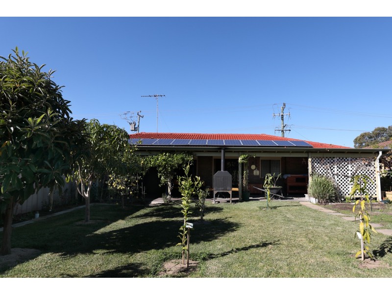 5 Amazon Drive, Greenfields WA 6210