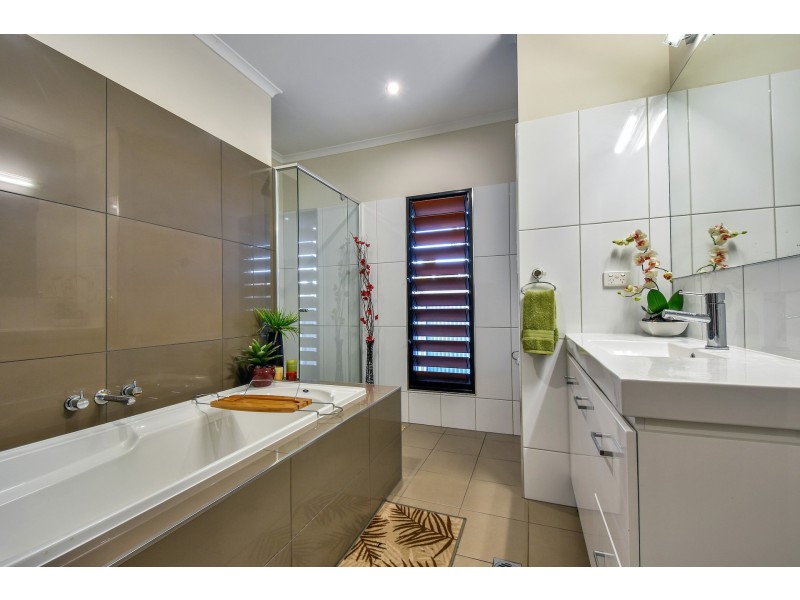 2 Terry Dr., Gunn NT 0832