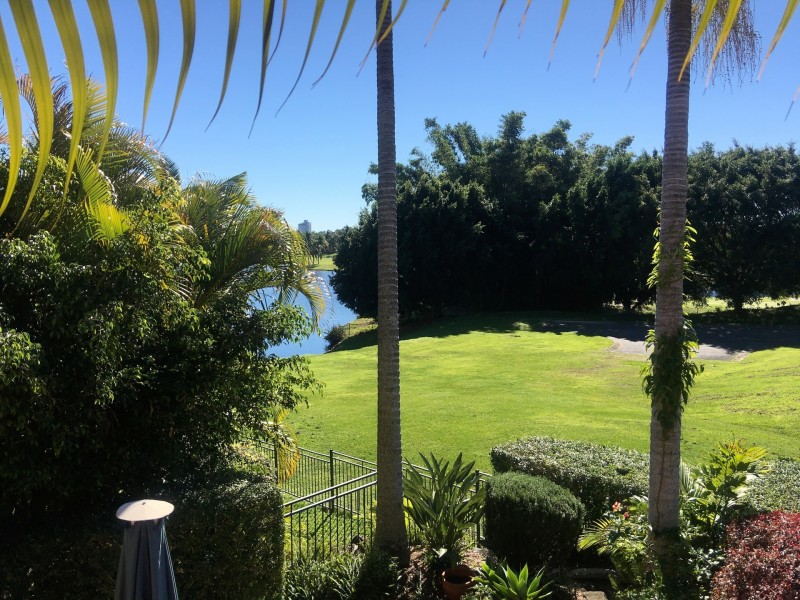 44/85 Palm Meadows Drive, Carrara QLD 4211