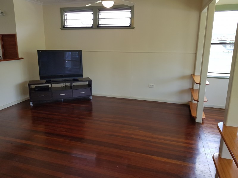 17 Reaney st, Berserker QLD 4701