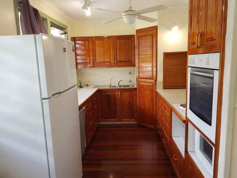 17 Reaney st, Berserker QLD 4701
