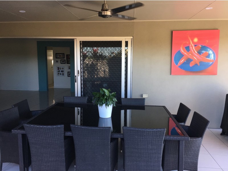 16 Kerrisdale Crescent, Beaconsfield QLD 4740