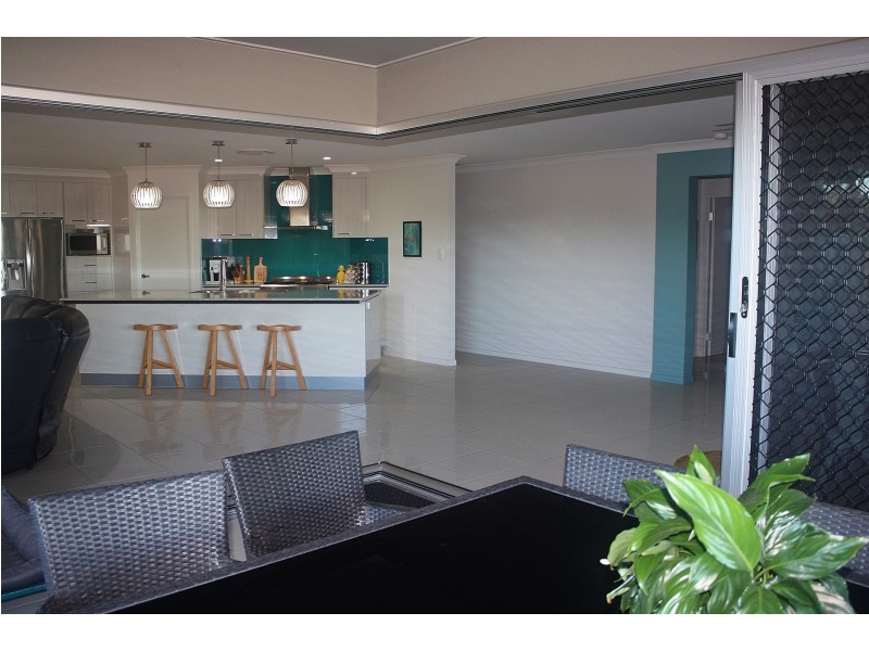 16 Kerrisdale Crescent, Beaconsfield QLD 4740