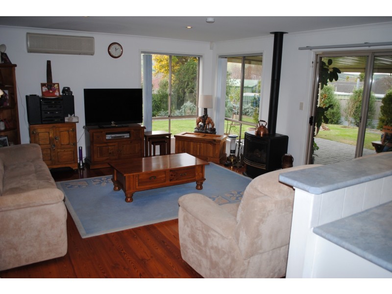 7 Yates Ave, Hayborough SA 5211