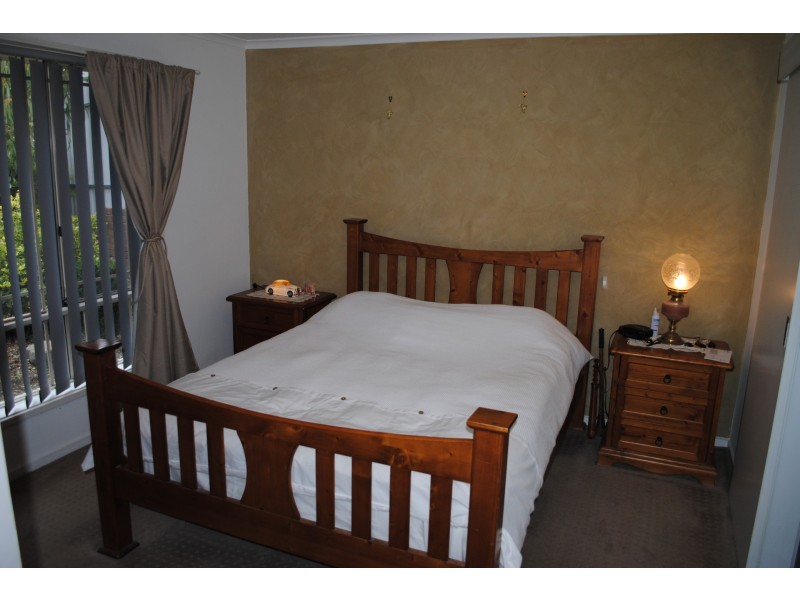 7 Yates Ave, Hayborough SA 5211