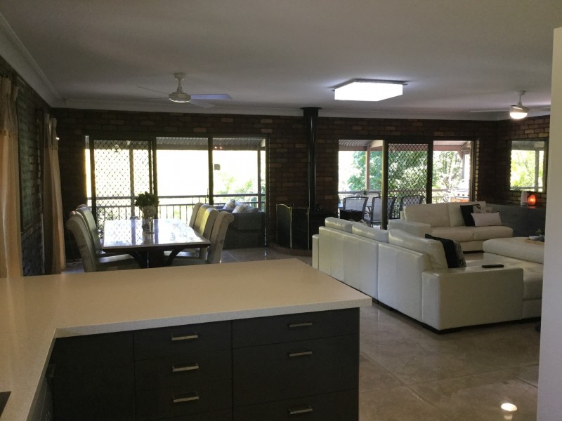 30 Highview Terrace, Daisy Hill QLD 4127