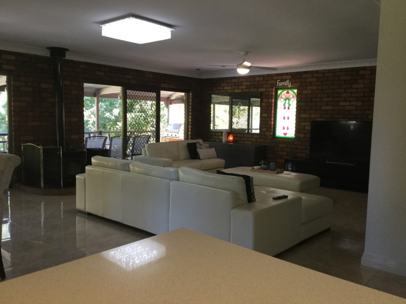 30 Highview Terrace, Daisy Hill QLD 4127
