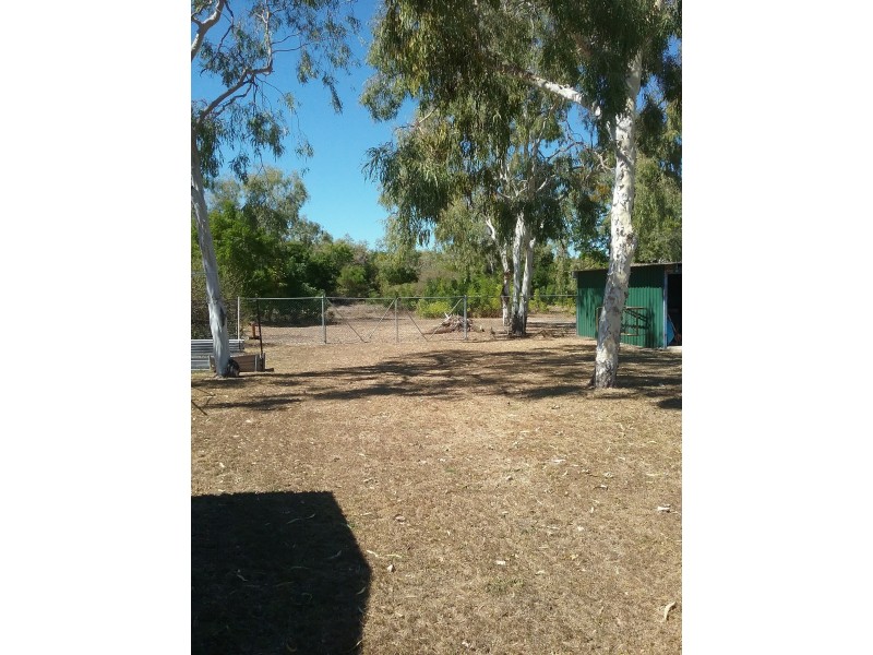 55 Henry St, Karumba QLD 4891