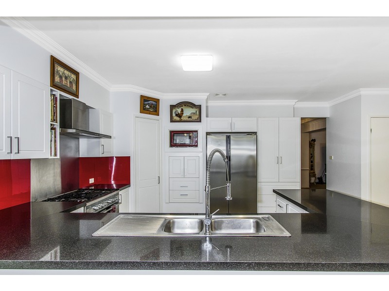 14 Eliza Close, Mardi NSW 2259