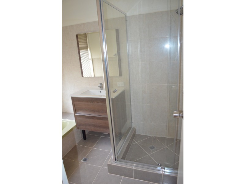 3 Lydd Close, Marangaroo WA 6064