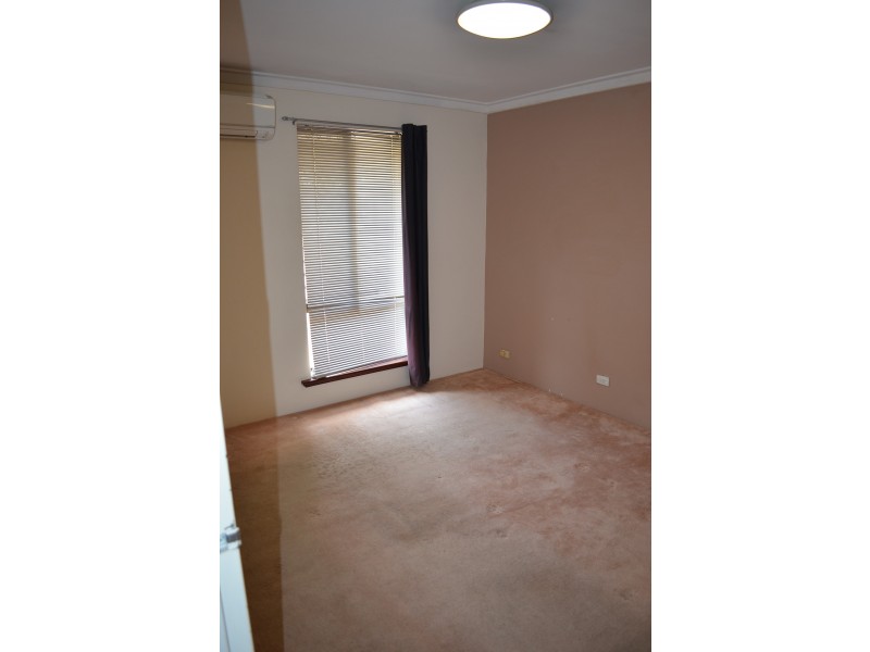 3 Lydd Close, Marangaroo WA 6064