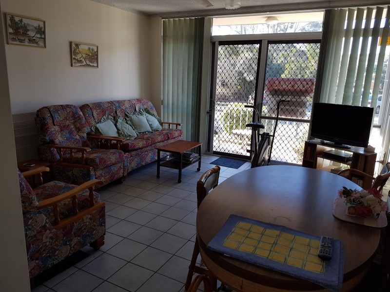 3/2 Sunrise Boulevard, Surfers Paradise QLD 4217