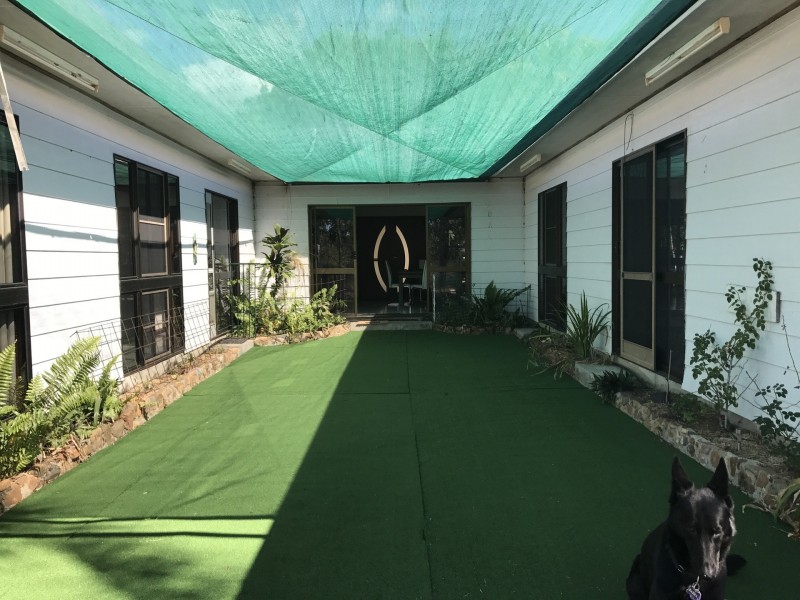 12 Holstein Place, Black River QLD 4818