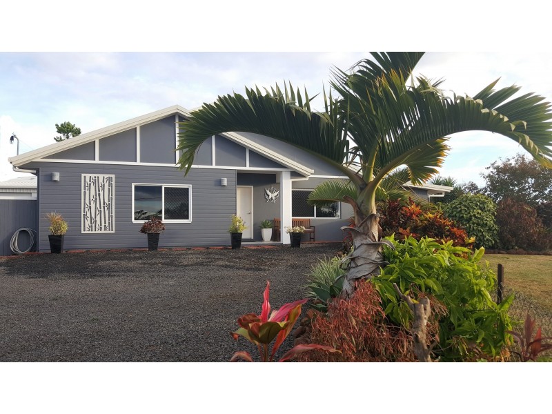 35 Dean Circuit, Mareeba QLD 4880