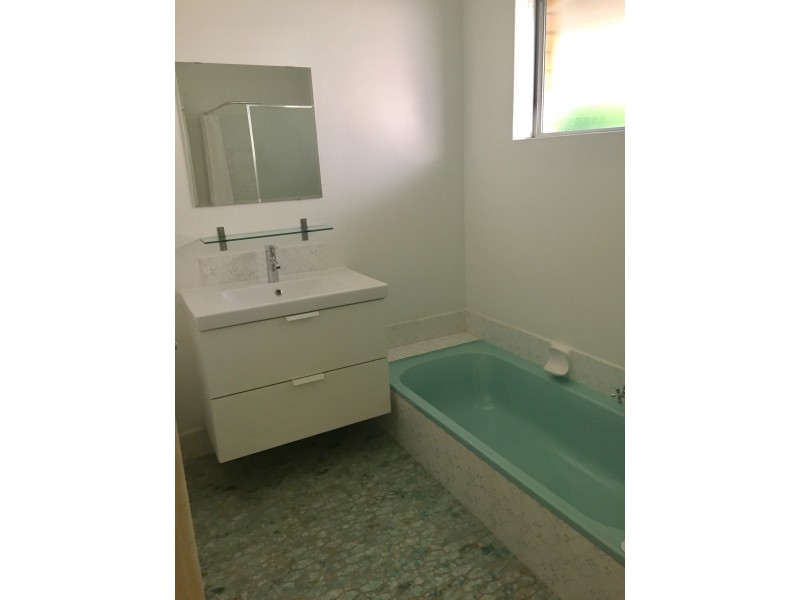 52 Bailey st, Trigg WA 6029