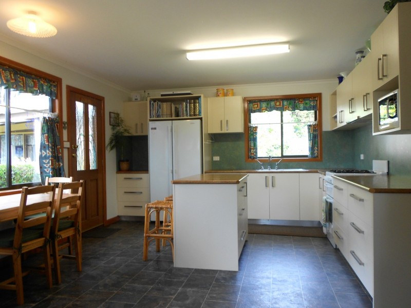 125 Esplanade King Island, Naracoopa TAS 7256