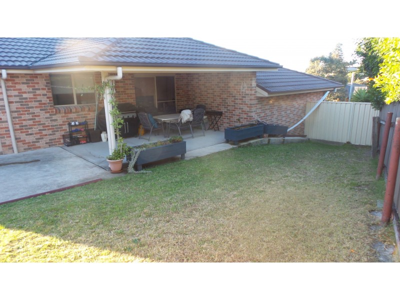 16 Illowra Parkway, Primbee NSW 2502