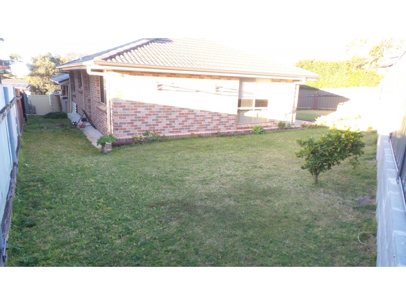 16 Illowra Parkway, Primbee NSW 2502