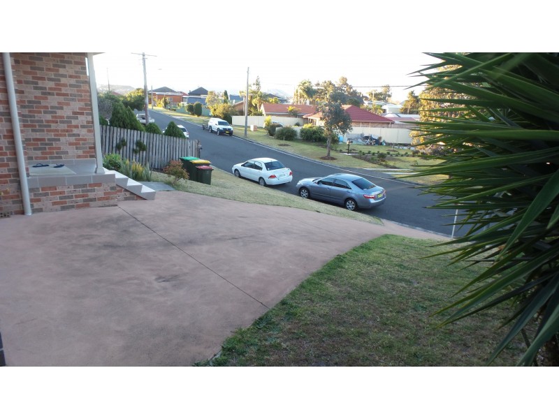 16 Illowra Parkway, Primbee NSW 2502