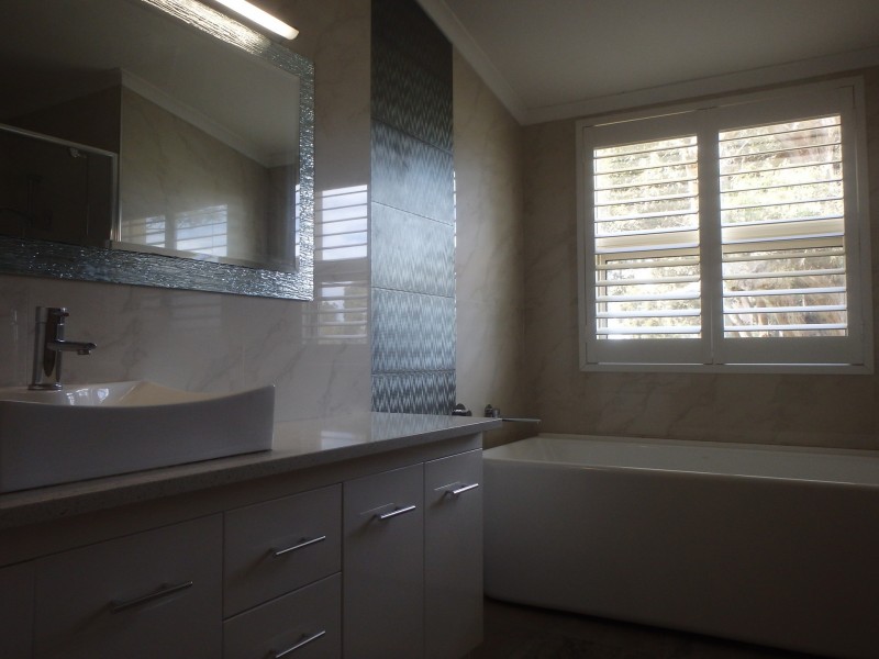 24 Neaves Road, Mariginiup WA 6078