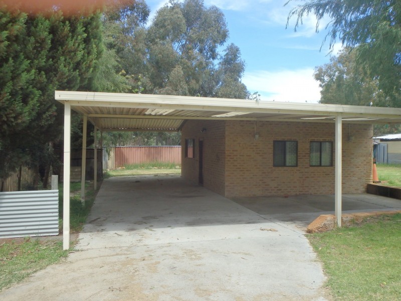 24 Neaves Road, Mariginiup WA 6078