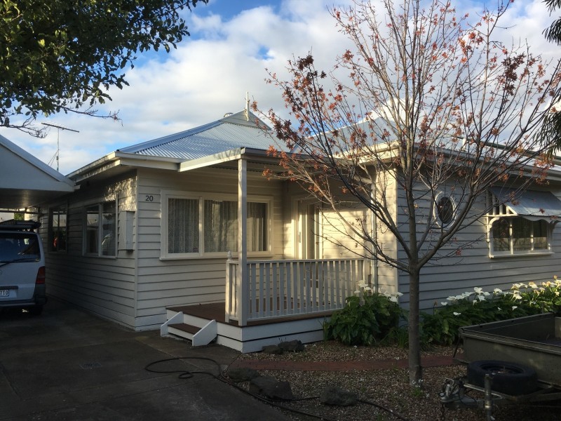 20 Tasman avenue, Belmont VIC 3216