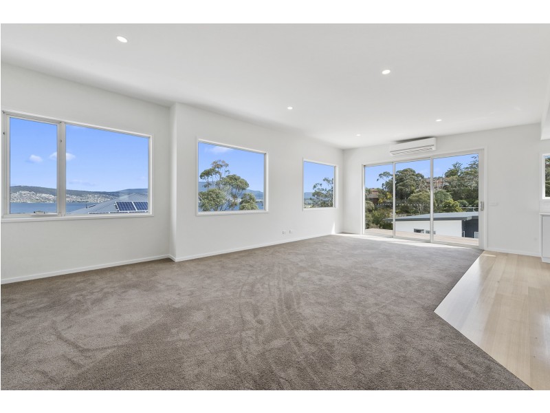 2/4 Tennent Court, Howrah TAS 7018