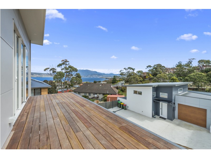 2/4 Tennent Court, Howrah TAS 7018