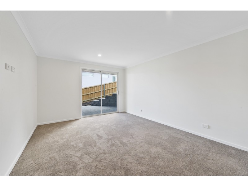 2/4 Tennent Court, Howrah TAS 7018