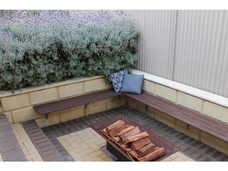 102 Furley Road, Southern River WA 6110