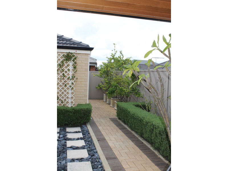 102 Furley Road, Southern River WA 6110