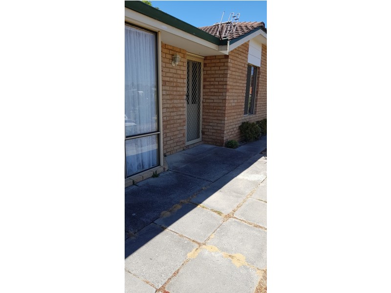 4 FAIRLAWN GARDENS, Heathridge WA 6027