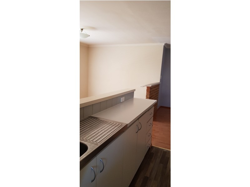 4 FAIRLAWN GARDENS, Heathridge WA 6027