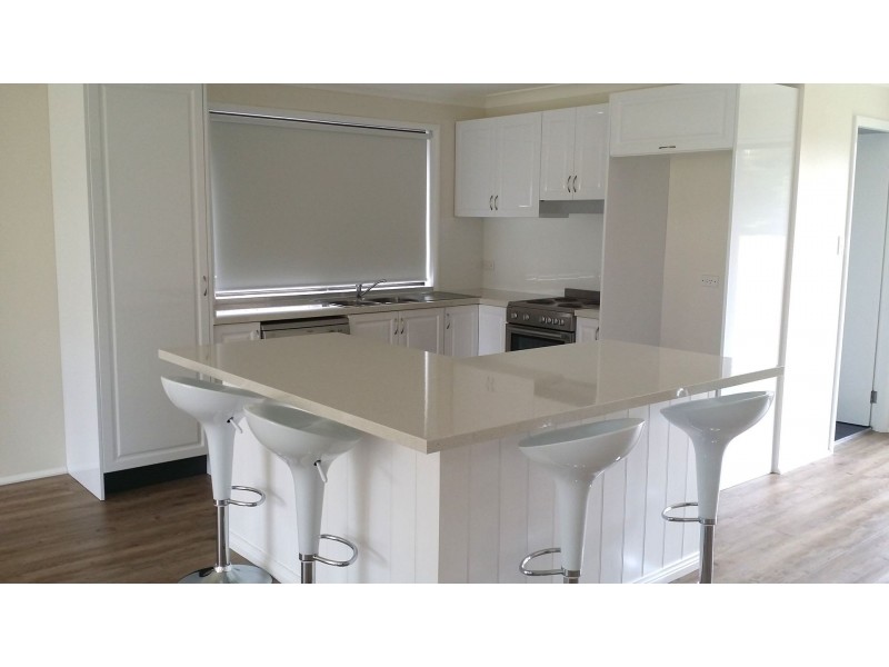 32 Cherry Tree Close, Moss Vale NSW 2577