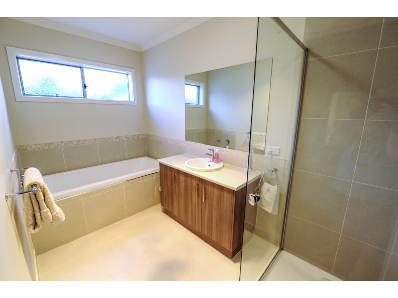 65c Ryalls Lane, Strathfieldsaye VIC 3551