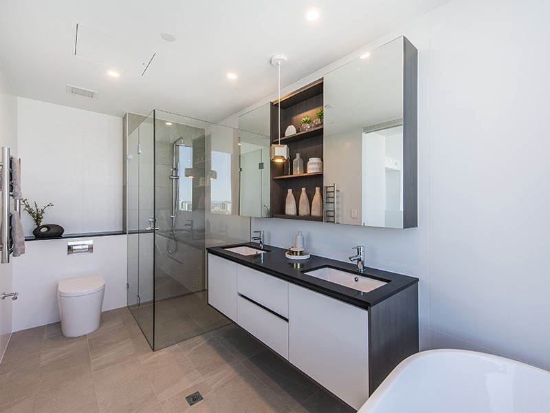 2004/105 Stirling Street, Perth WA 6000