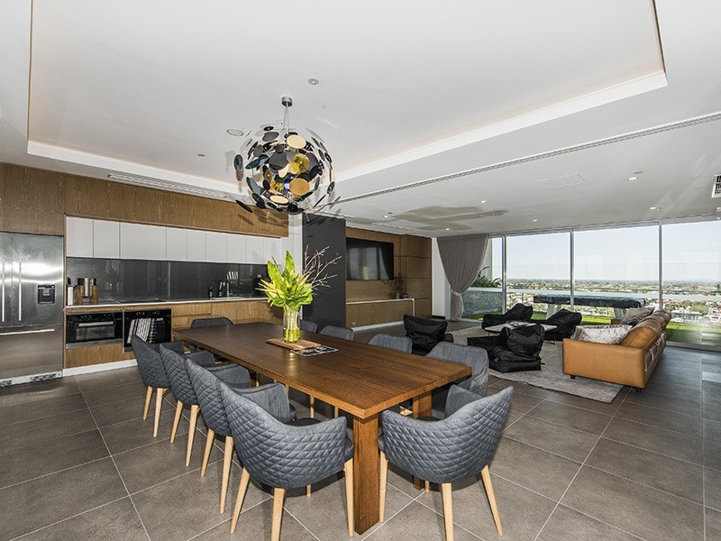 2004/105 Stirling Street, Perth WA 6000