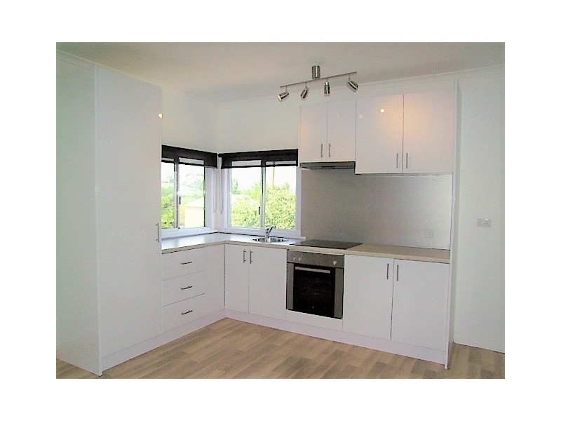 2 Esdaile Street, Claremont TAS 7011