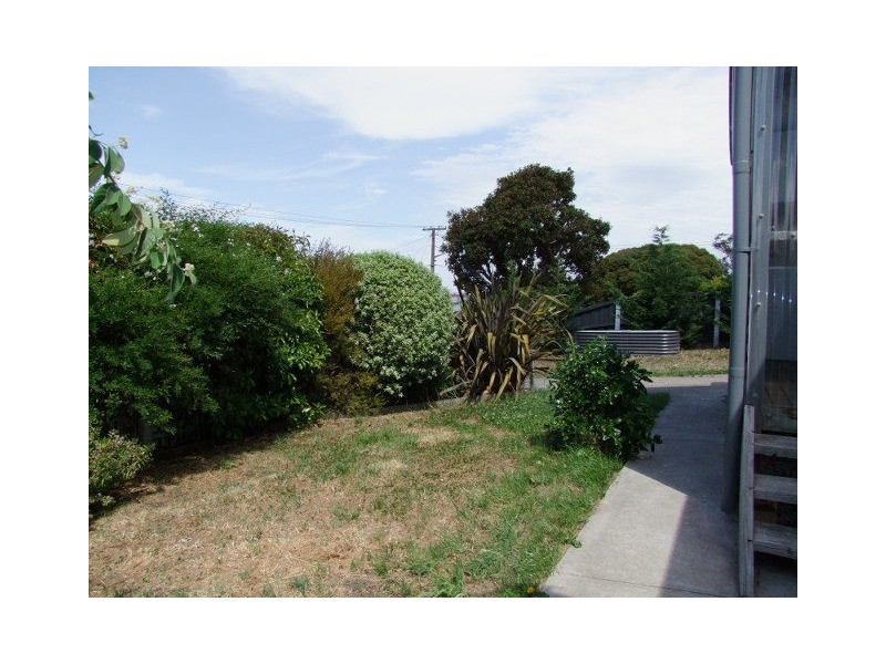 2 Esdaile Street, Claremont TAS 7011