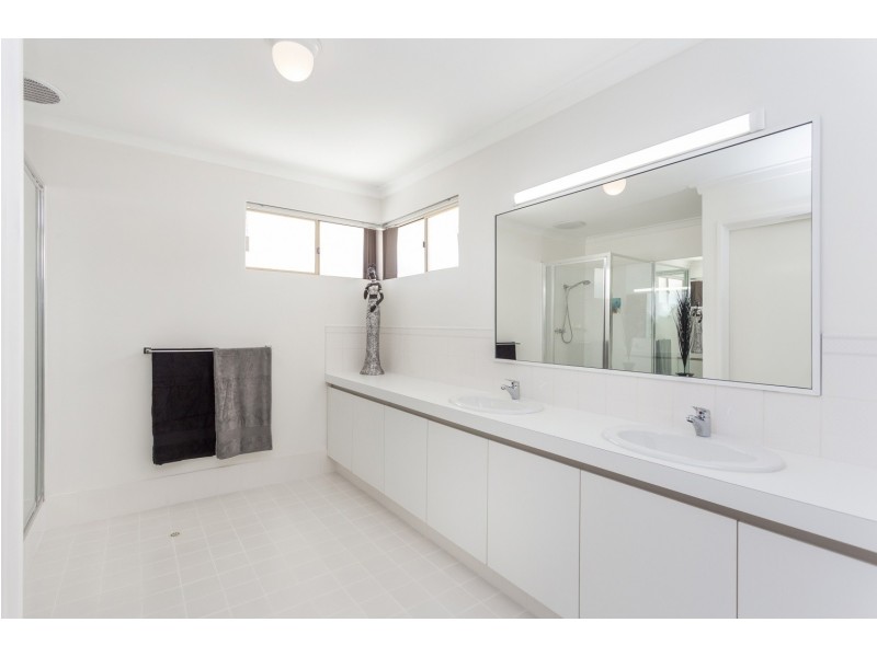 8A KILLILAN RD, Applecross WA 6153