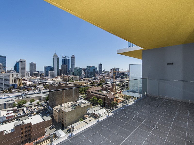 2004/105 Stirling Street, Perth WA 6000