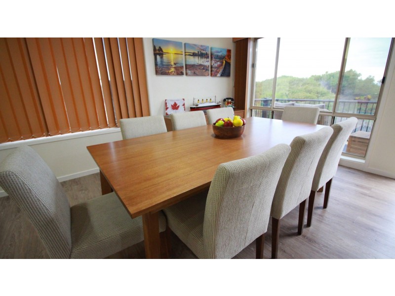 10A & 10B Driftwood Close, Caves Beach NSW 2281