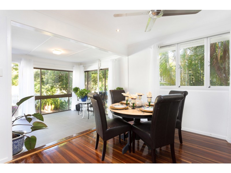 13 Meagan Street, Kenmore QLD 4069